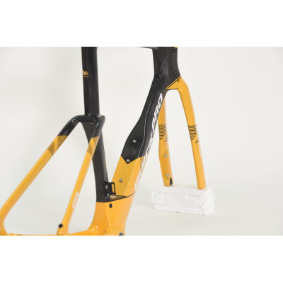 Quick Pro TT:ONE FRAME – Cadre Carbone Aéro pour Contre-la-Montre & Triathlon