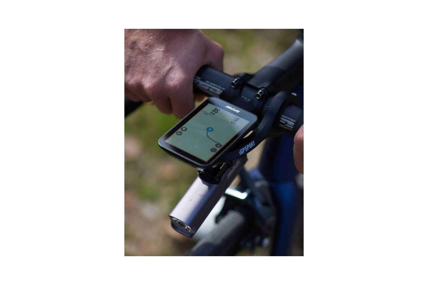 iGPSPORT iGS800 : un compteur GPS grand écran pensé pour l’entraînement et la navigation